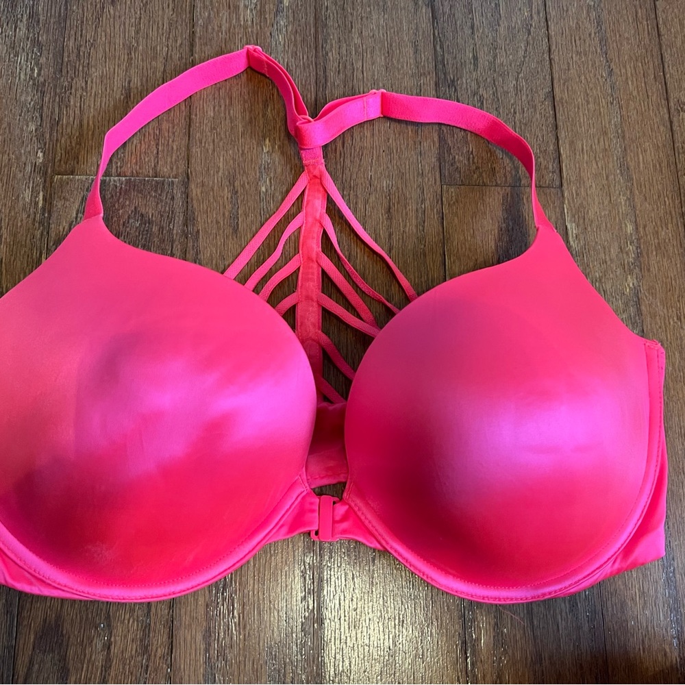 Victoria’s Secret very sexy push up bra
